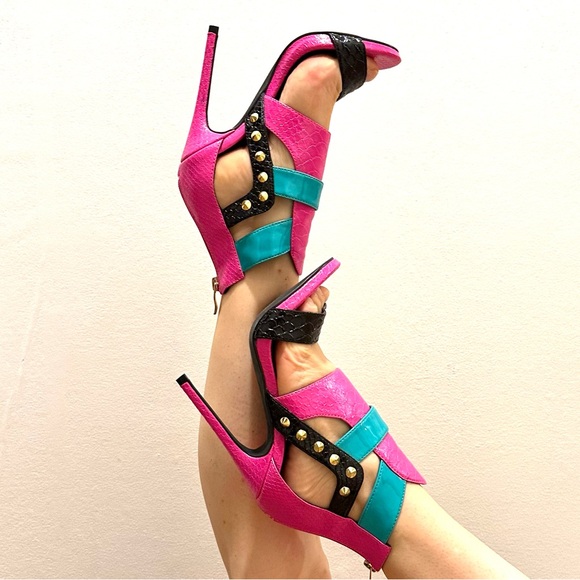 Nelly Bernal Glam studded stiletto heels-Size 6-like new - Picture 1 of 7
